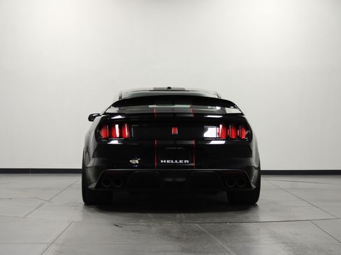 Used 2017 Ford Mustang Shelby GT350R w/ GT350R Equipment Group 920A RWD image 5