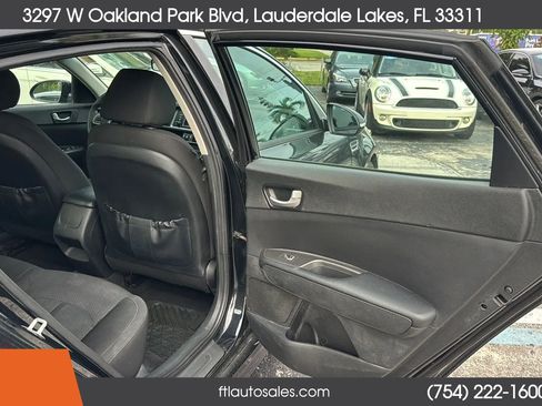 Used 2017 Kia Optima LX FWD image 49