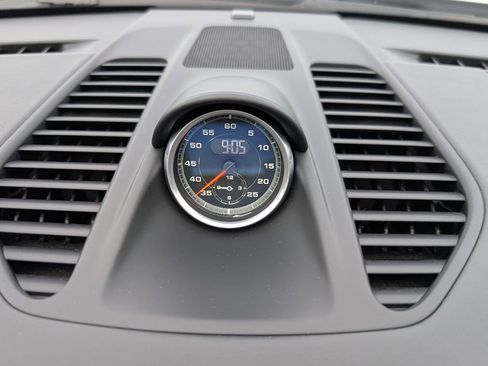 Used 2018 Porsche 911 Carrera GTS image 16