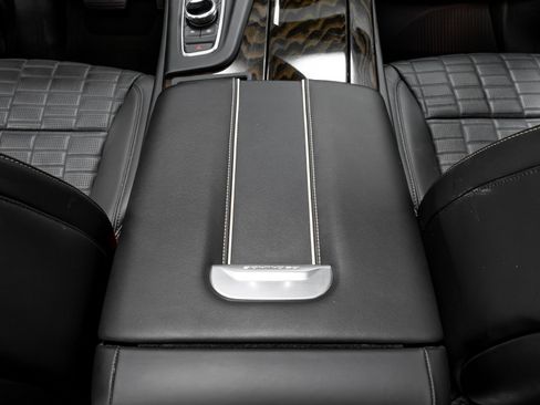 Used 2023 Cadillac Escalade Sport Platinum w/ LPO, ONYX Package image 28