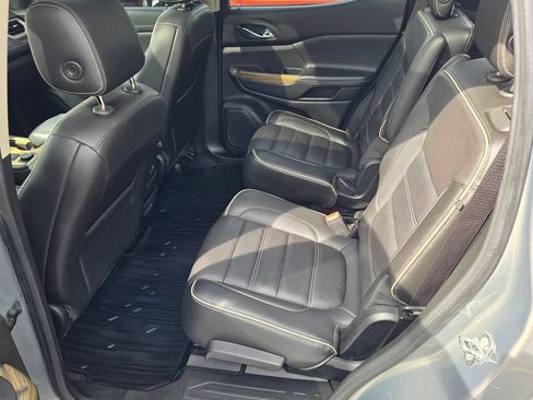 Used 2019 GMC Acadia Denali w/ Technology Package AWD/4WD image 28