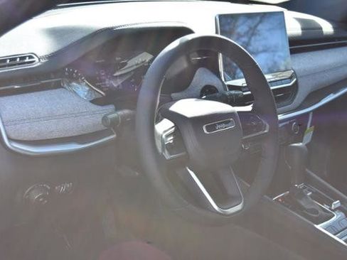 New 2024 Jeep Compass Latitude w/ Convenience Group image 11