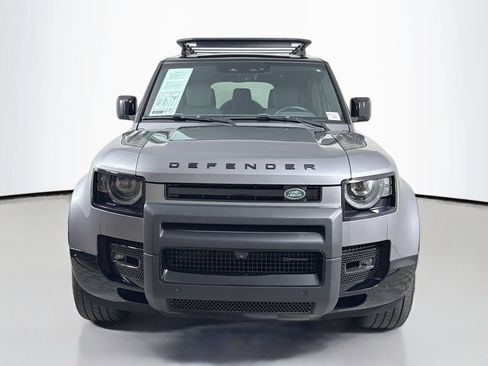 Used 2023 Land Rover Defender 130 X-Dynamic SE AWD/4WD image 2