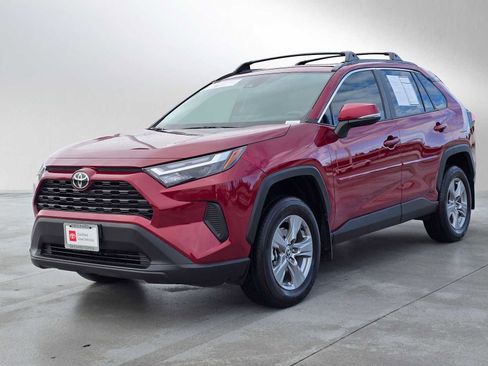 Certified 2025 Toyota RAV4 XLE w/ Convenience Package image 3