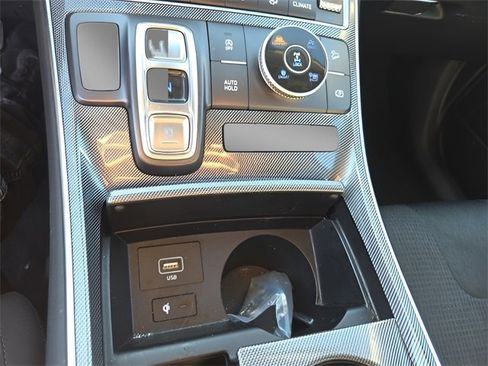 Used 2023 Hyundai Santa Fe SEL image 19