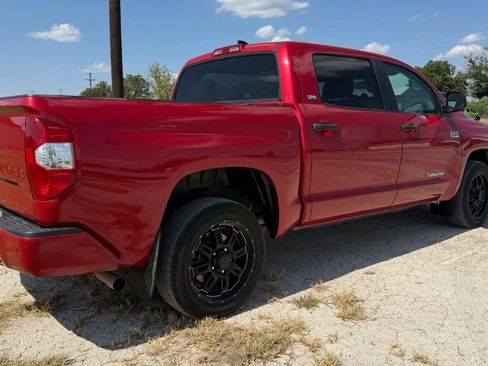 Used 2021 Toyota Tundra SR5 w/ Convenience Package RWD image 3
