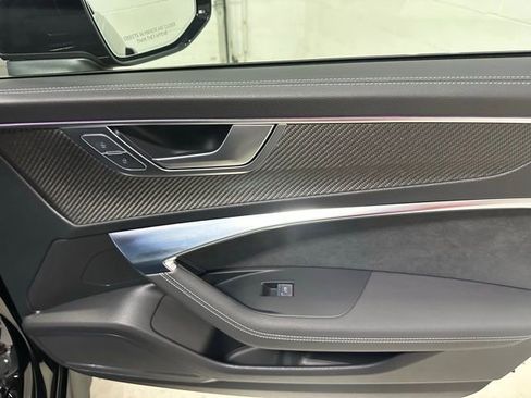 Used 2022 Audi RS 6 4.2 image 44