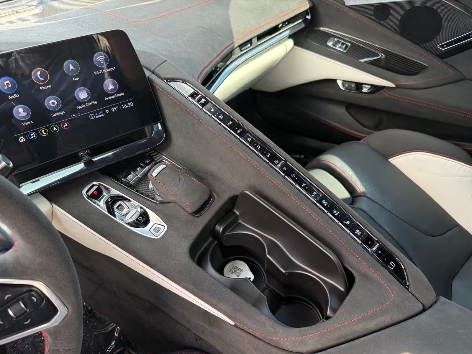 Used 2023 Chevrolet Corvette Stingray Premium Conv w/ Z51 Performance Package RWD image 20