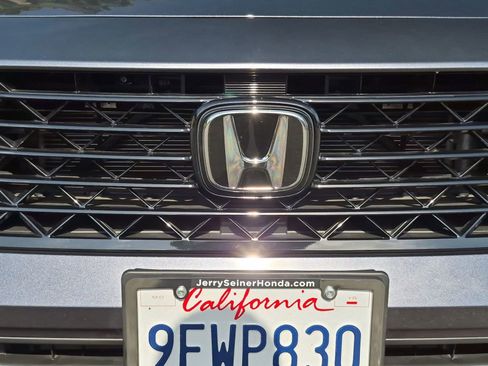 Used 2023 Honda Accord LX image 9