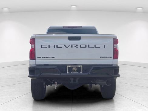 New 2026 Chevrolet Silverado 2500 Custom w/ Custom Value Package AWD/4WD image 4