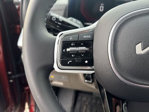 New 2026 Kia Carnival LXS image 17