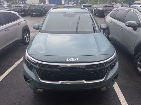 Used 2024 Kia Seltos EX image 5