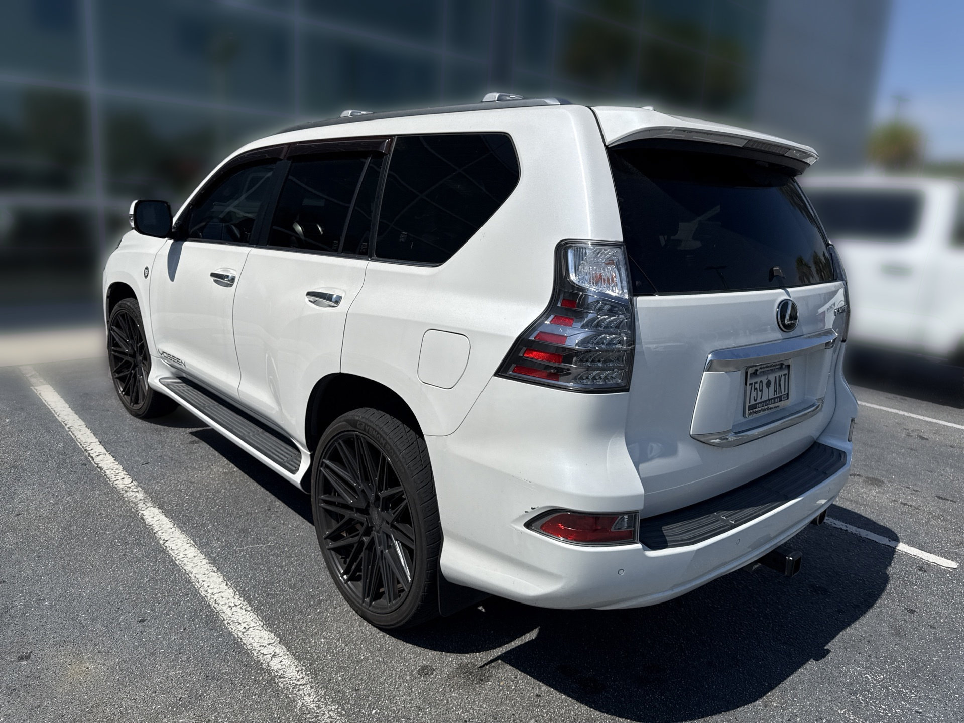 Used 2021 Lexus GX 460 Premium w/ Premium Package AWD/4WD image 7
