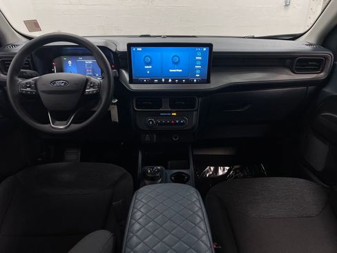Used 2025 Ford Maverick XL FWD image 14