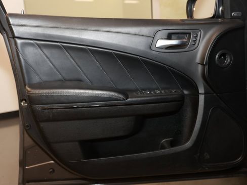 Used 2022 Dodge Charger R/T w/ Plus Group image 22