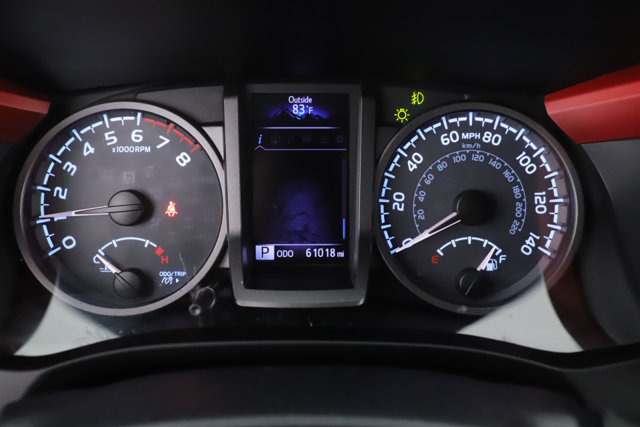 Used 2017 Toyota Tacoma TRD Off-Road w/ Premium & Technology Package AWD/4WD image 21