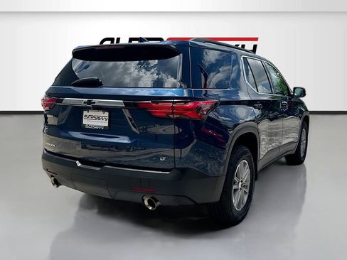 Used 2023 Chevrolet Traverse LT FWD image 7
