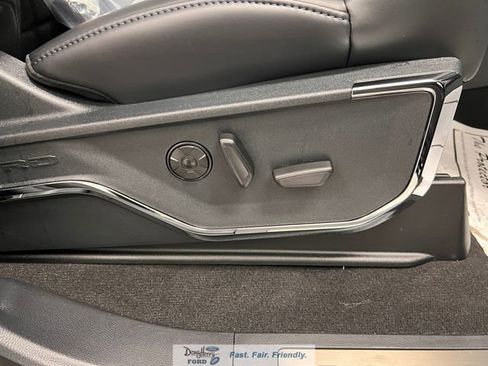 New 2026 Ford F350 Platinum AWD/4WD image 33