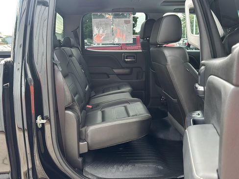 Used 2019 GMC Sierra 3500 Denali AWD/4WD image 16