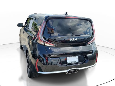 Certified 2025 Kia Soul GT-Line w/ GT-Line Technology Package FWD image 5