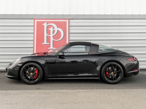 Used 2018 Porsche 911 Targa 4S image 36