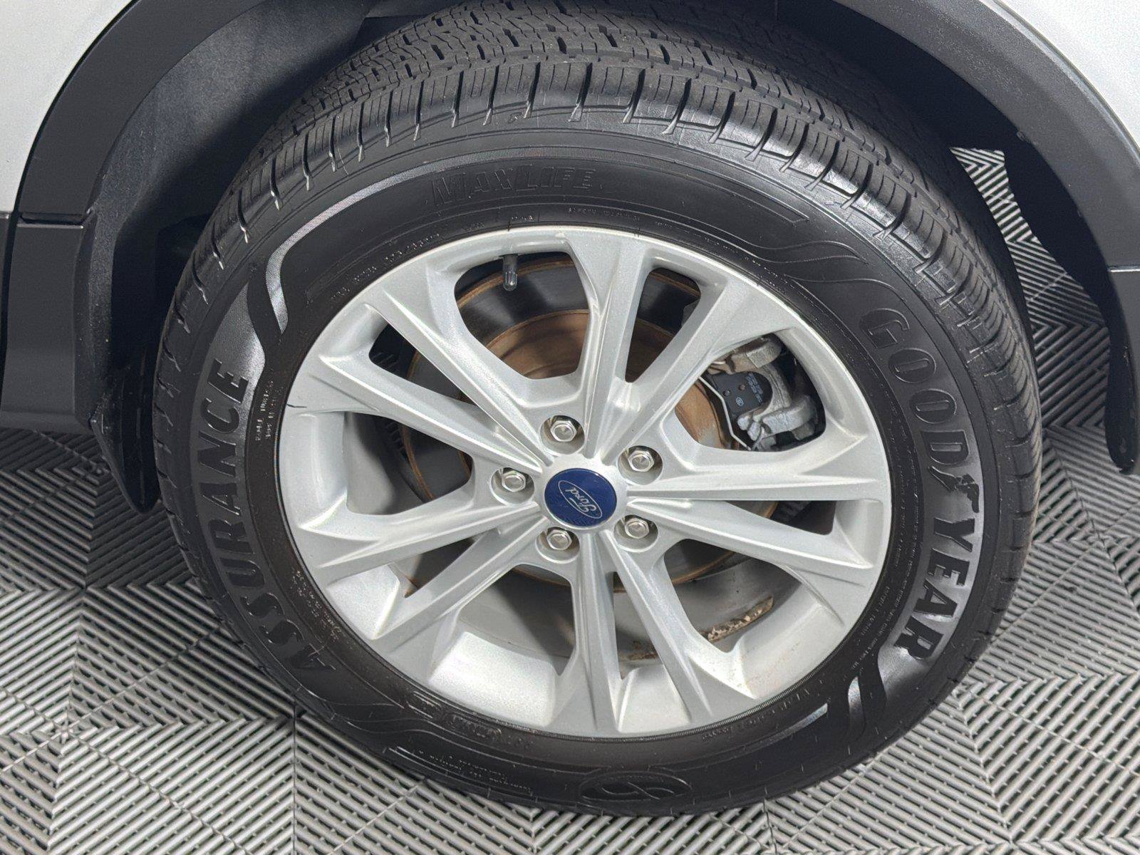 Used 2019 Ford Escape SEL AWD/4WD image 19