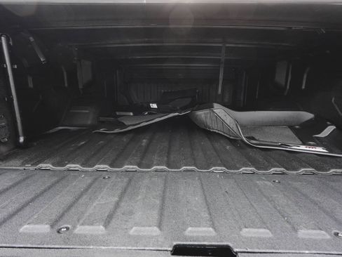 Used 2022 GMC Sierra 3500 Denali image 46