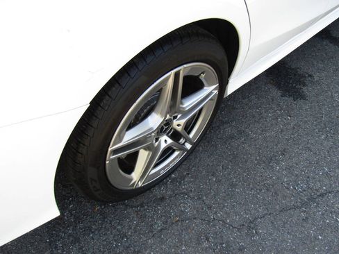 Used 2020 Mercedes-Benz C 300 4MATIC Sedan image 33