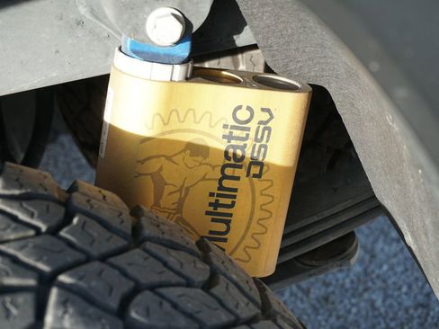 Used 2024 Chevrolet Colorado ZR2 w/ Safety Package image 13