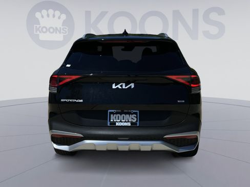 Used 2023 Kia Sportage EX AWD/4WD image 10