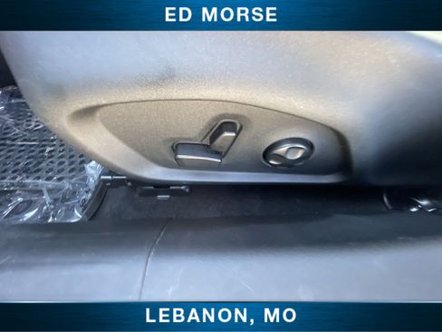 Used 2018 Jeep Compass Latitude w/ Popular Equipment Group FWD image 32