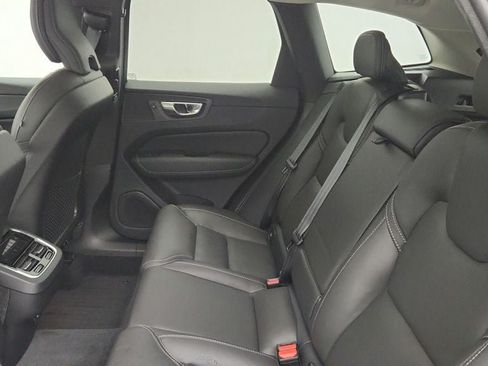 Used 2022 Volvo XC60 B5 Inscription w/ Advanced Package AWD/4WD image 20
