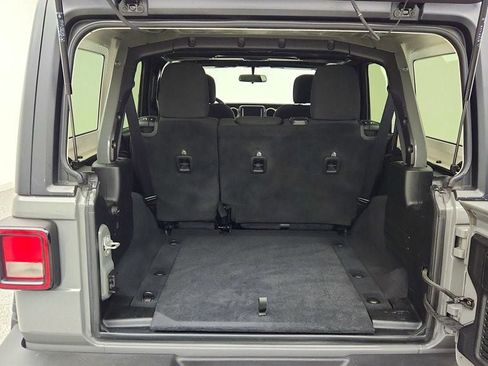 Used 2020 Jeep Wrangler Unlimited Sport S image 22