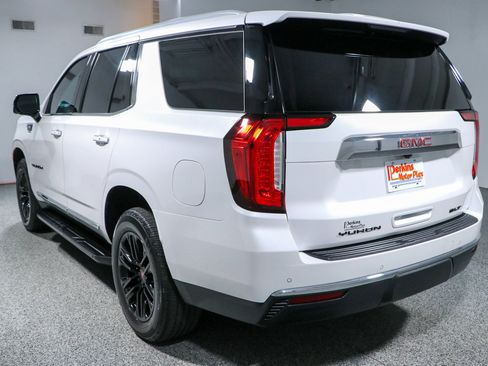 Used 2022 GMC Yukon SLT w/ SLT Premium Package RWD image 9