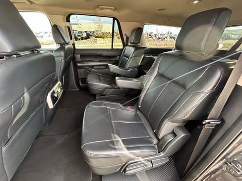 Used 2024 Ford Expedition Max XLT image 24