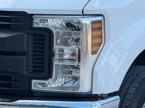 Used 2018 Ford F250 XL w/ Power Equipment Group image 36