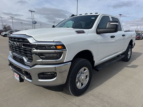 New 2026 RAM 2500 Tradesman AWD/4WD image 24