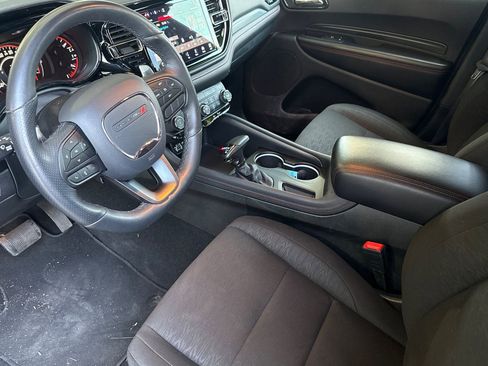 Used 2025 Dodge Durango GT AWD/4WD image 9