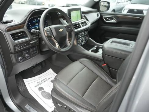 Used 2024 Chevrolet Tahoe High Country image 8