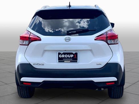 Used 2019 Nissan Kicks SR FWD image 5