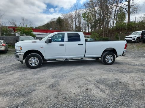 Used 2024 RAM 3500 Tradesman w/ Chrome Appearance Group image 2