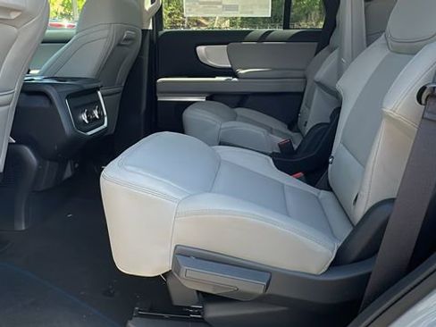 New 2026 Ford Expedition Active RWD image 21