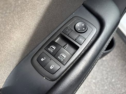 Used 2022 Dodge Challenger GT image 23