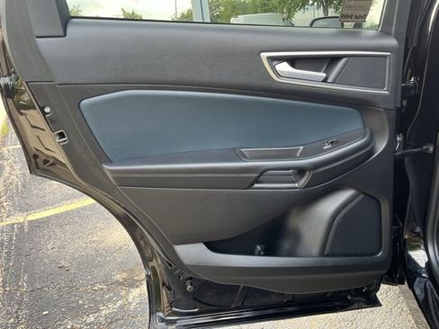Certified 2024 Ford Edge SEL w/ Sport Appearance Package image 19