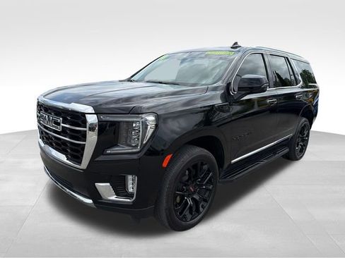 Certified 2024 GMC Yukon SLT w/ SLT Premium Package image 3