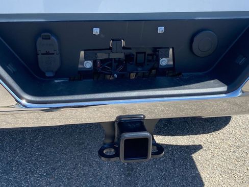 New 2026 Chevrolet Silverado 3500 LT w/ Convenience Package AWD/4WD image 5