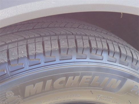 Used 2025 Ford Escape ST-Line w/ Equipment Group 301A image 18