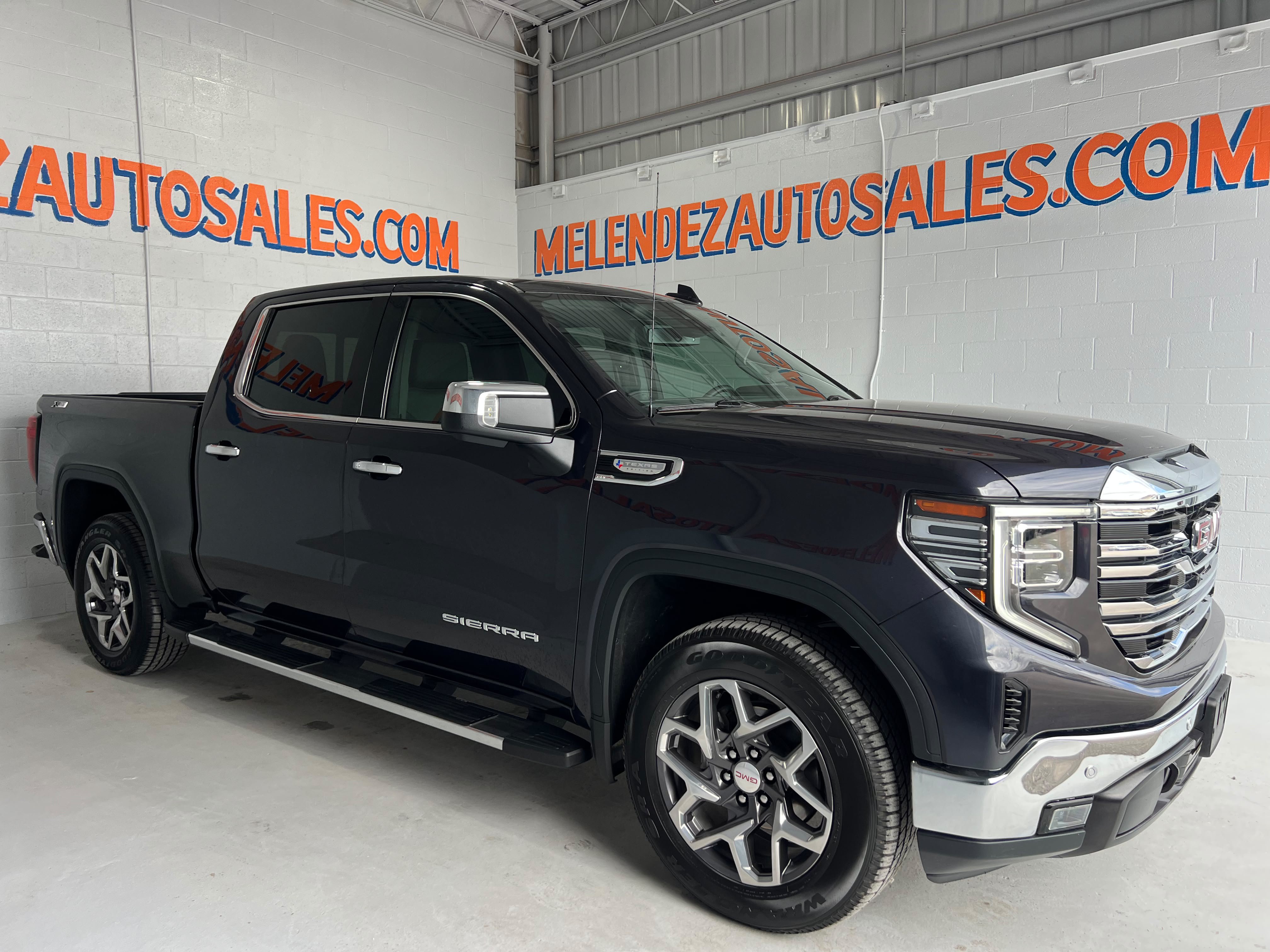 Used 2024 GMC Sierra 1500 SLT AWD/4WD image 8
