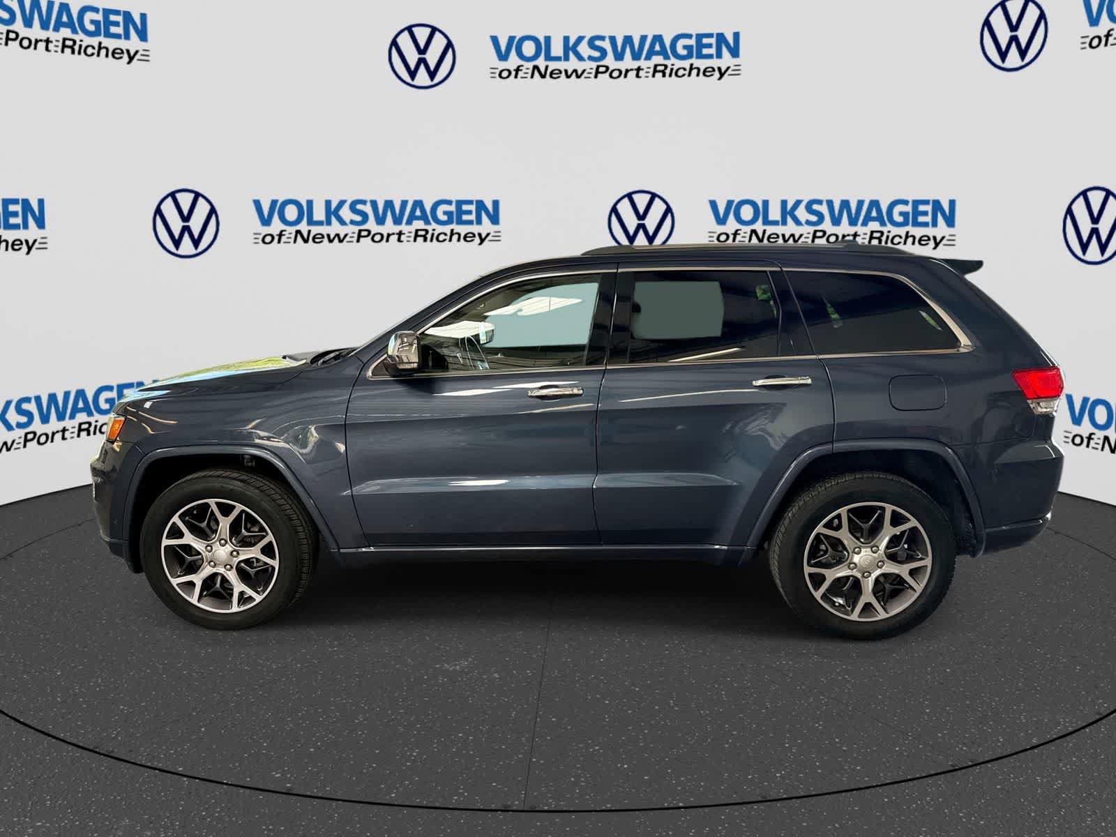 Used 2019 Jeep Grand Cherokee Overland AWD/4WD image 11