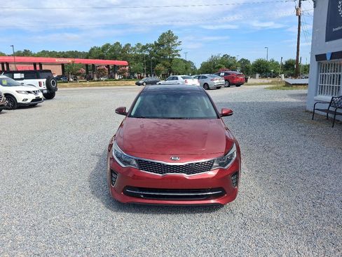 Used 2018 Kia Optima S w/ Panoramic Sunroof Package FWD image 8